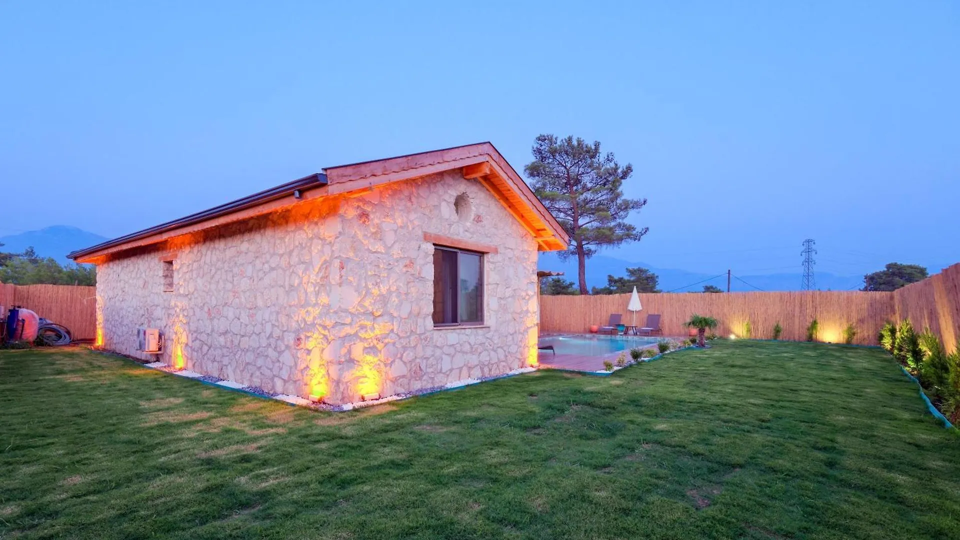 Villa Nomade Fethiye Seydikemer Korunakli Havuzlu Muhafazakar